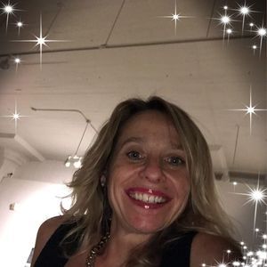 Meet your Posher, Angie